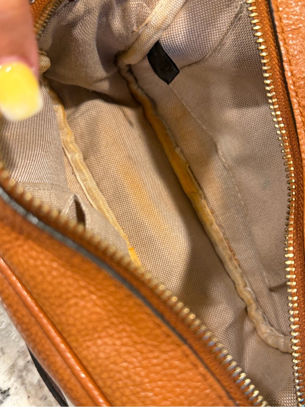 Gucci Brown Pebbled Leather Disco Crossbody with Tassel - Picture 6 of 16
